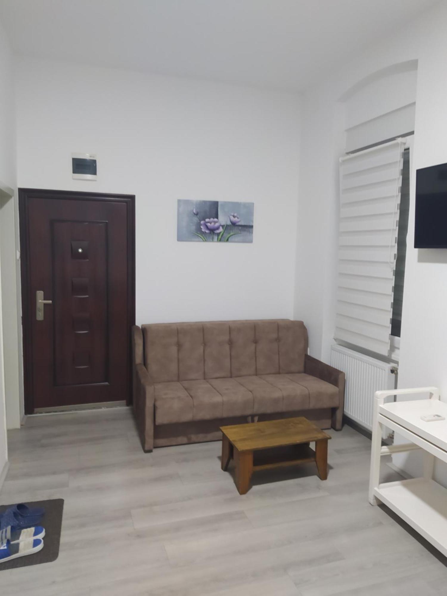 Lotus House Apartment Зренянин Екстериор снимка